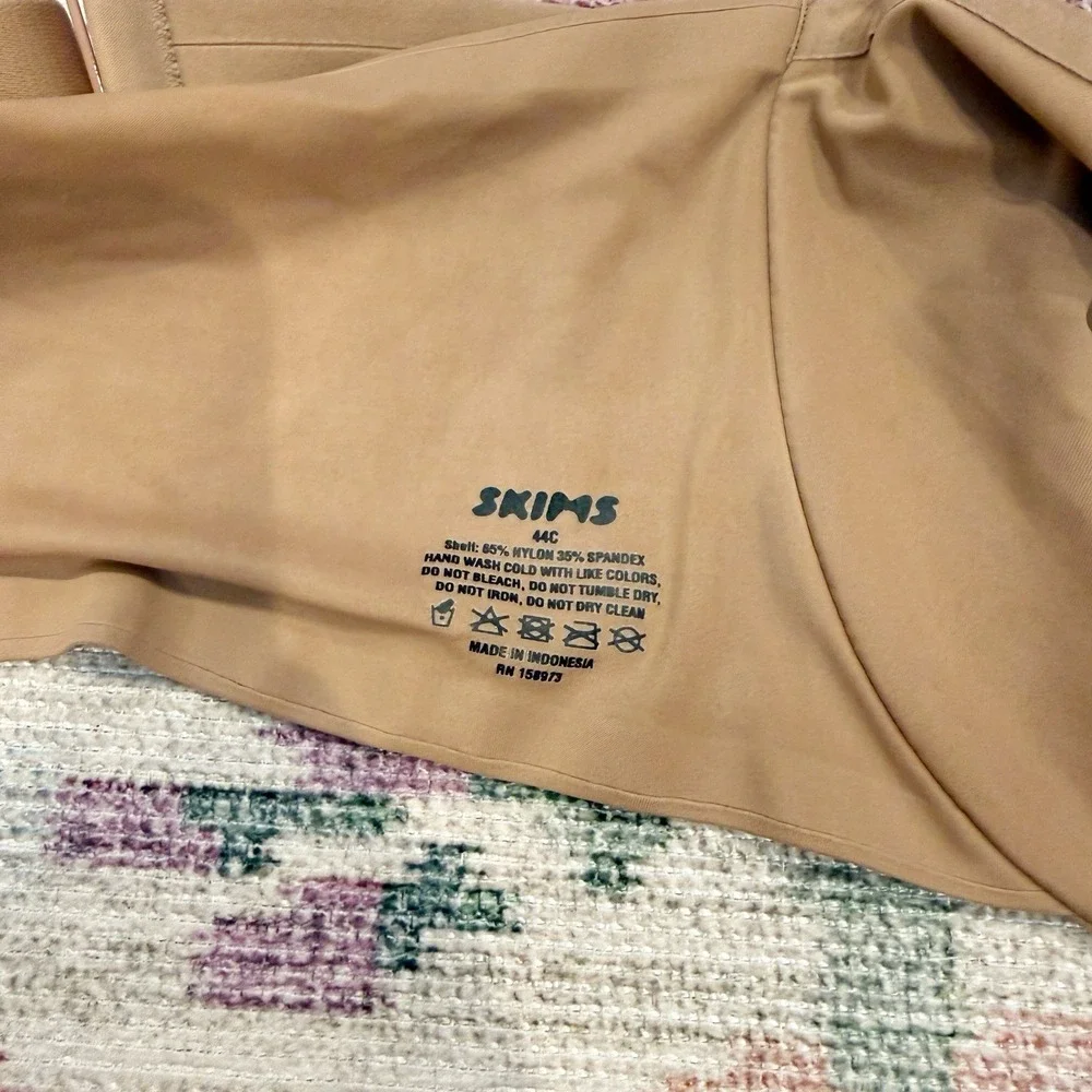 Skims‎ Smoothing Intimates Full Coverage Bra Size 44C Soft Comfort